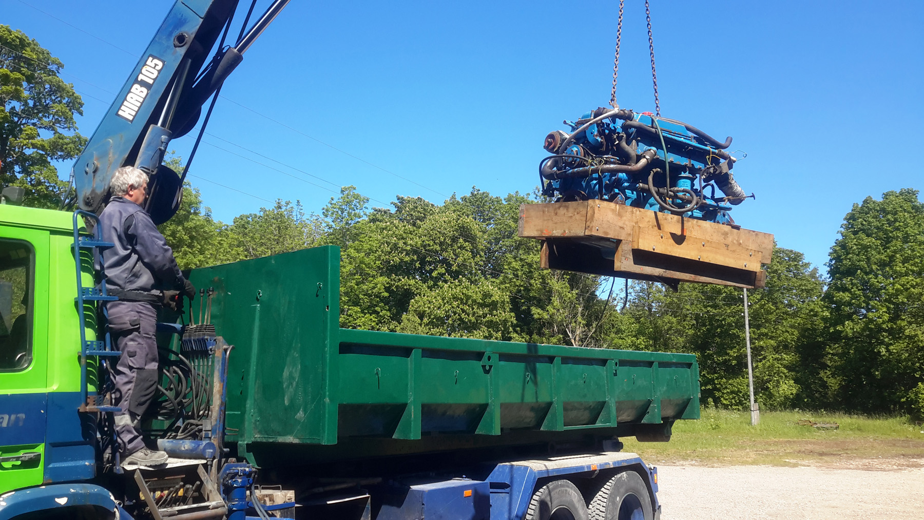 20150616_144719.jpg - 16.06.2015 Mootori paigaldamine. Foto Ain Tähiste