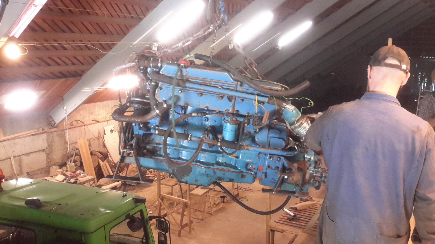 20150616_150618.jpg - 16.06.2015 Mootori paigaldamine. Foto Ain Tähiste