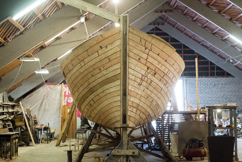 TX_15_03_F6605_W.jpg - 16.03.2015 Viskiplangu löömine. Foto Toomas Kokovkin