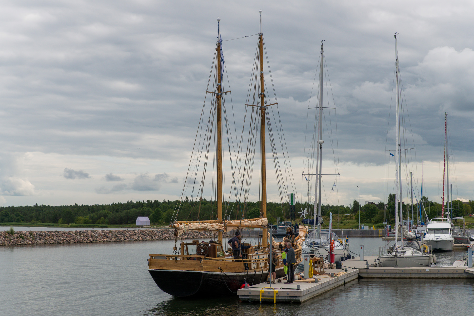 20150713-Kardla-lestalaev-055.jpg - 13.07.2015. "Lisette" Kärdla sadamas. Foto Mart Mõniste