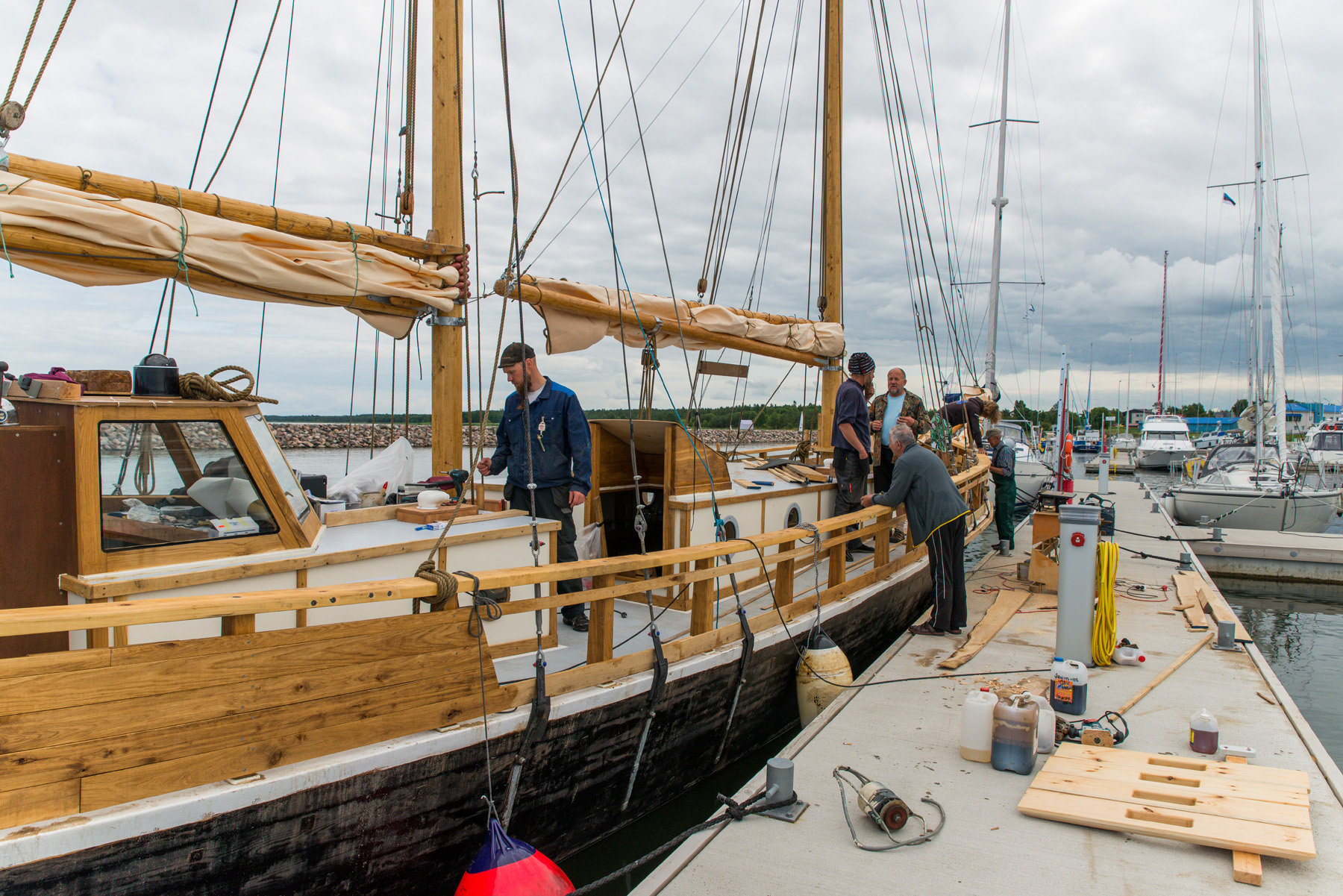 20150713-Kardla-lestalaev-065.jpg - 13.07.2015. "Lisette" Kärdla sadamas. Foto Mart Mõniste